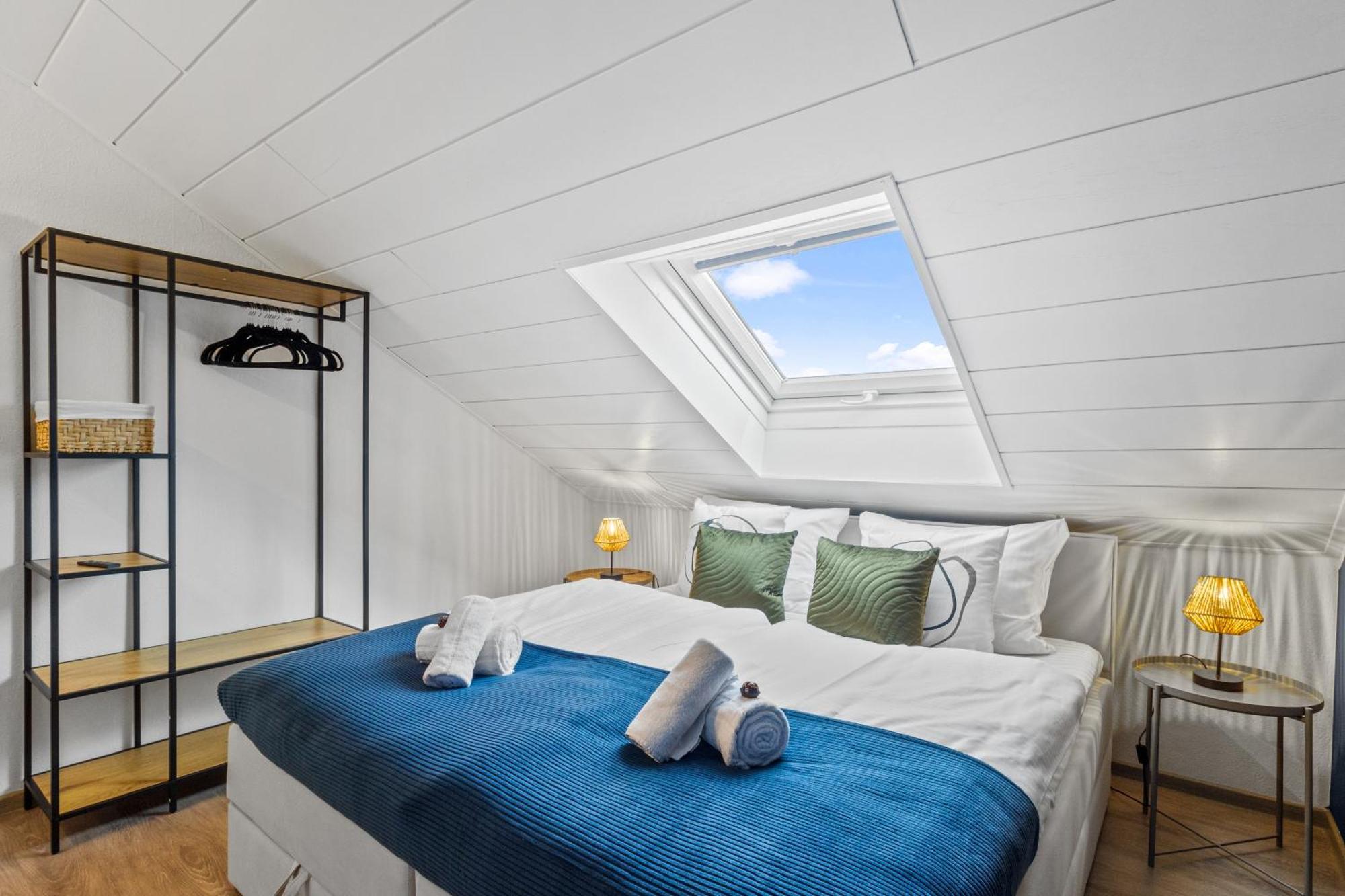Upper Room: Mit Exklusiver Ausstattung-ausblick Auf Weinberge&mandelbluetenpfad Apartment Neustadt an der Weinstrasse