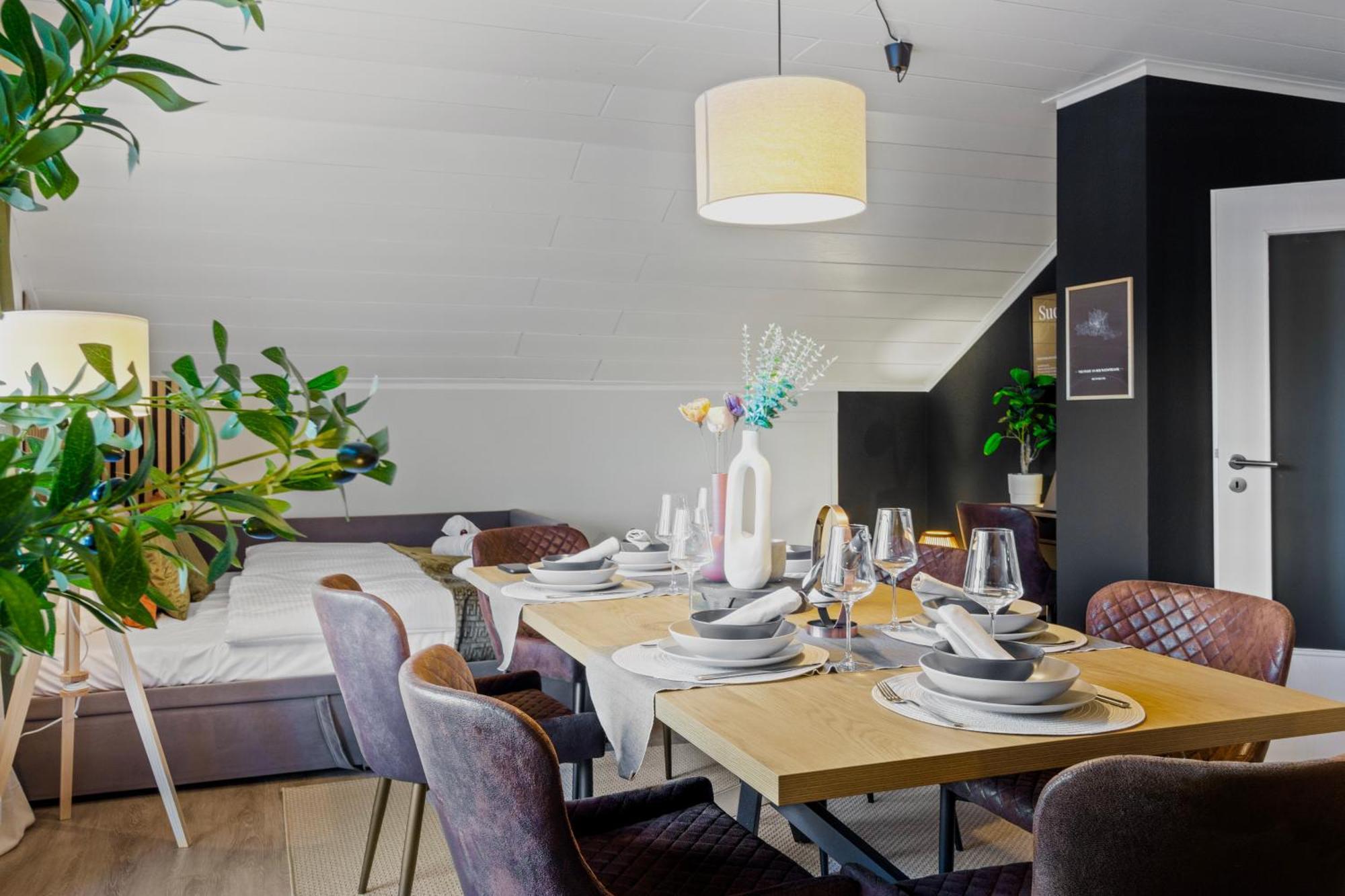 Upper Room: Mit Exklusiver Ausstattung-ausblick Auf Weinberge&mandelbluetenpfad Apartment *