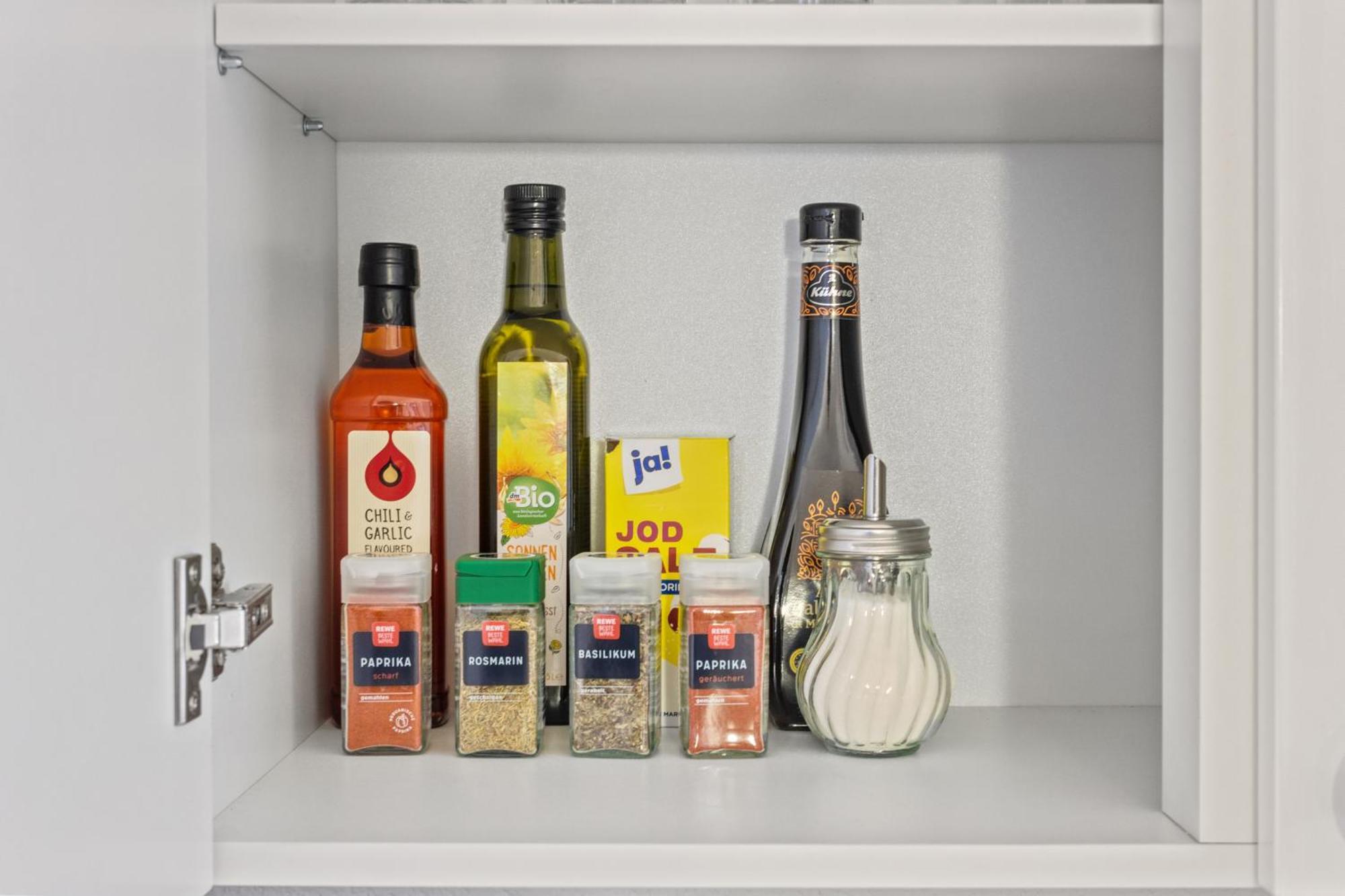 Upper Room: Mit Exklusiver Ausstattung-ausblick Auf Weinberge&mandelbluetenpfad Apartment *